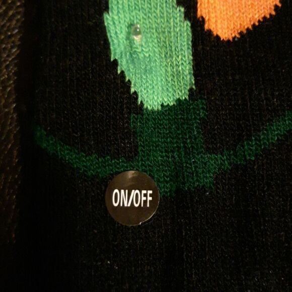 Christmas Lights Hat  - Picture 5 of 5